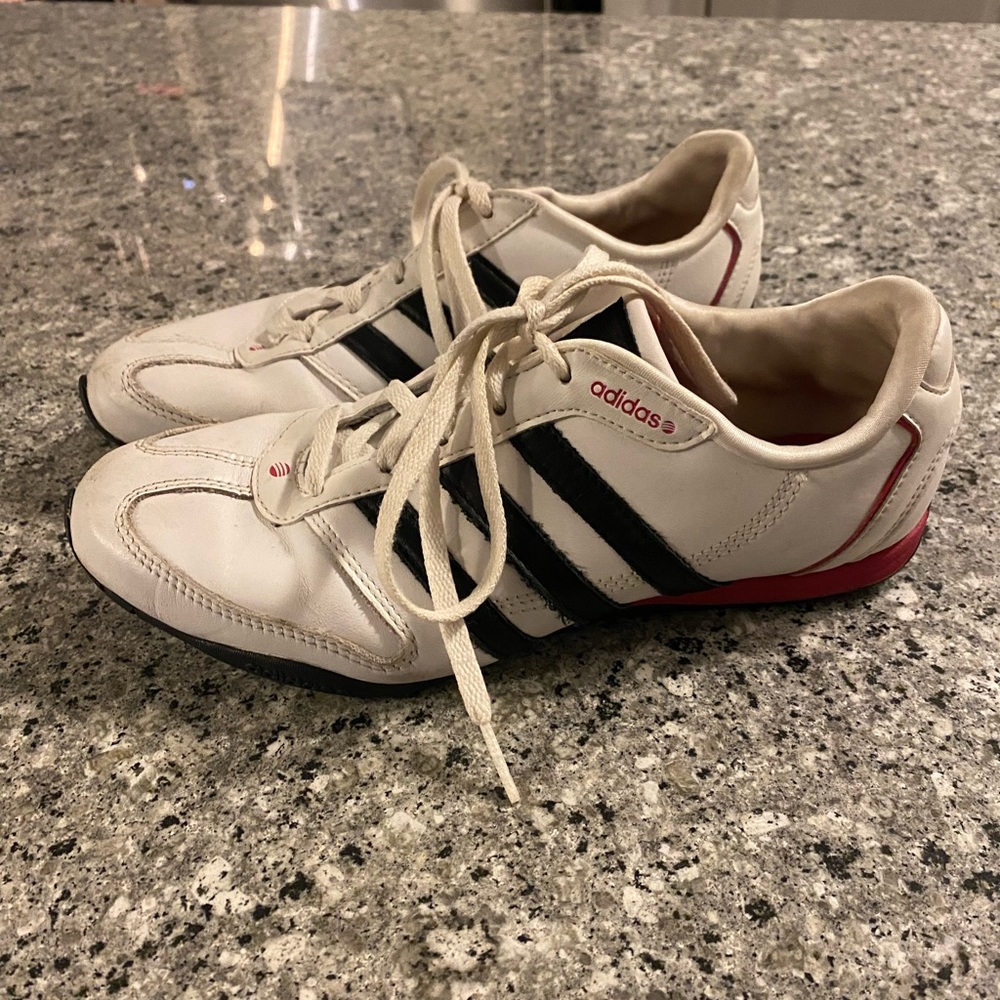 Adidas Sneakers